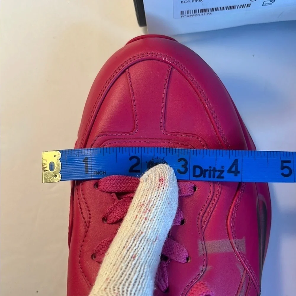 EUC 💓 Gucci Women’s Pink Sneakers – Size 40.5 (US 10.5) with Box